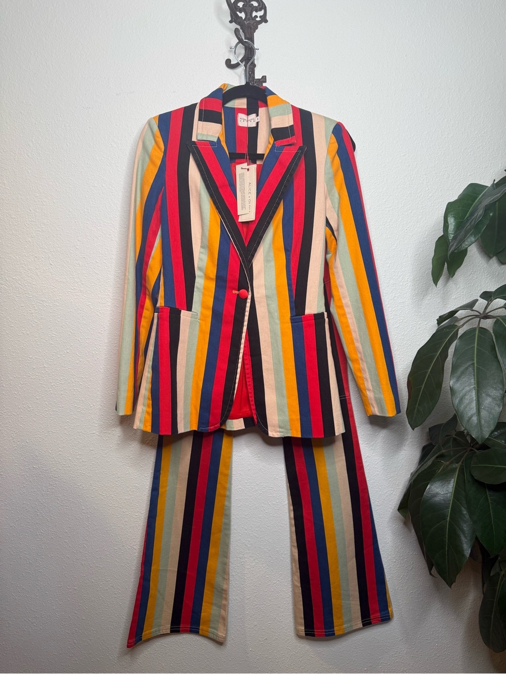 Alice + Olivia Bohemian Stripe Suit Size 0 Blazer Bell Pants